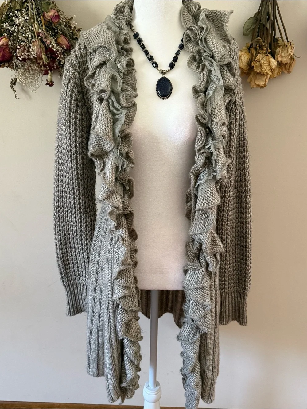 verty Ruffled Open-Front Knit Cardigan - Gray - Picture 2 of 6